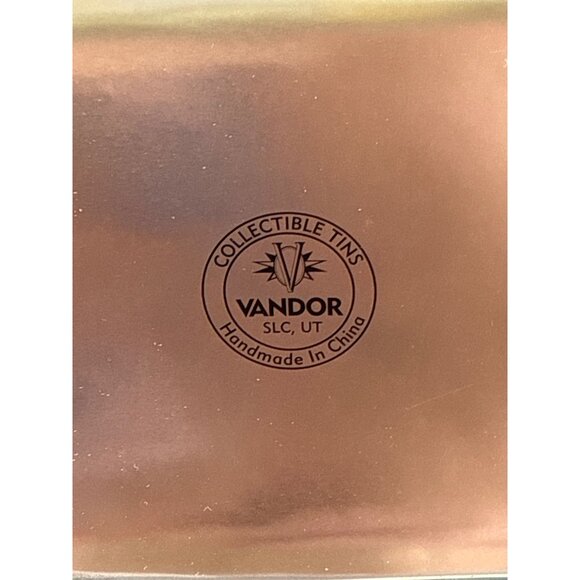 Elvis Presley Collectible Tin Lunch Box By Vandor Can't Help Falling In Love - Picture 8 of 10